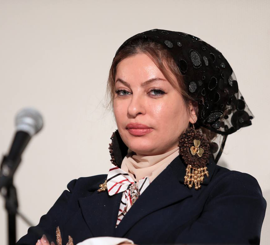 سپیده میرحسینی